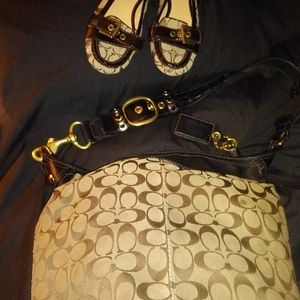Vintage coach cross body bag.